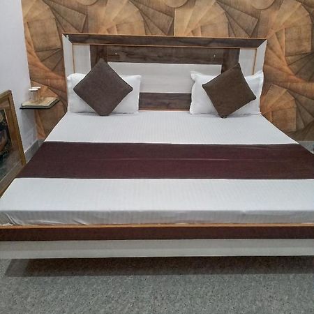 Branded Guest House 贾朗达尔 外观 照片