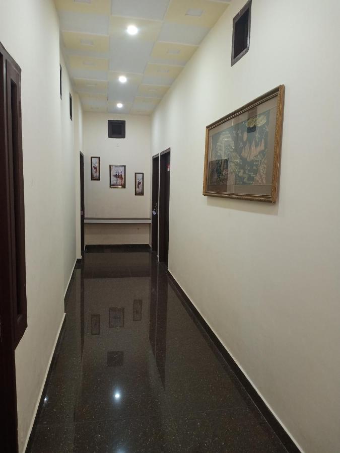 Branded Guest House 贾朗达尔 外观 照片